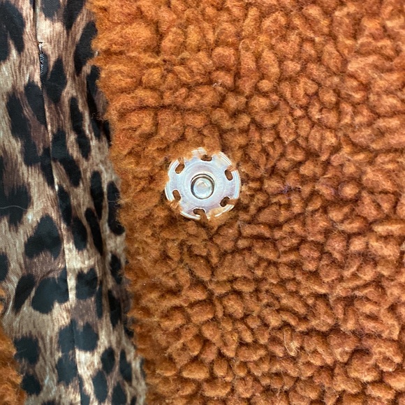 Band of Gypsies Teddy Sherpa Jacket - Picture 9 of 10